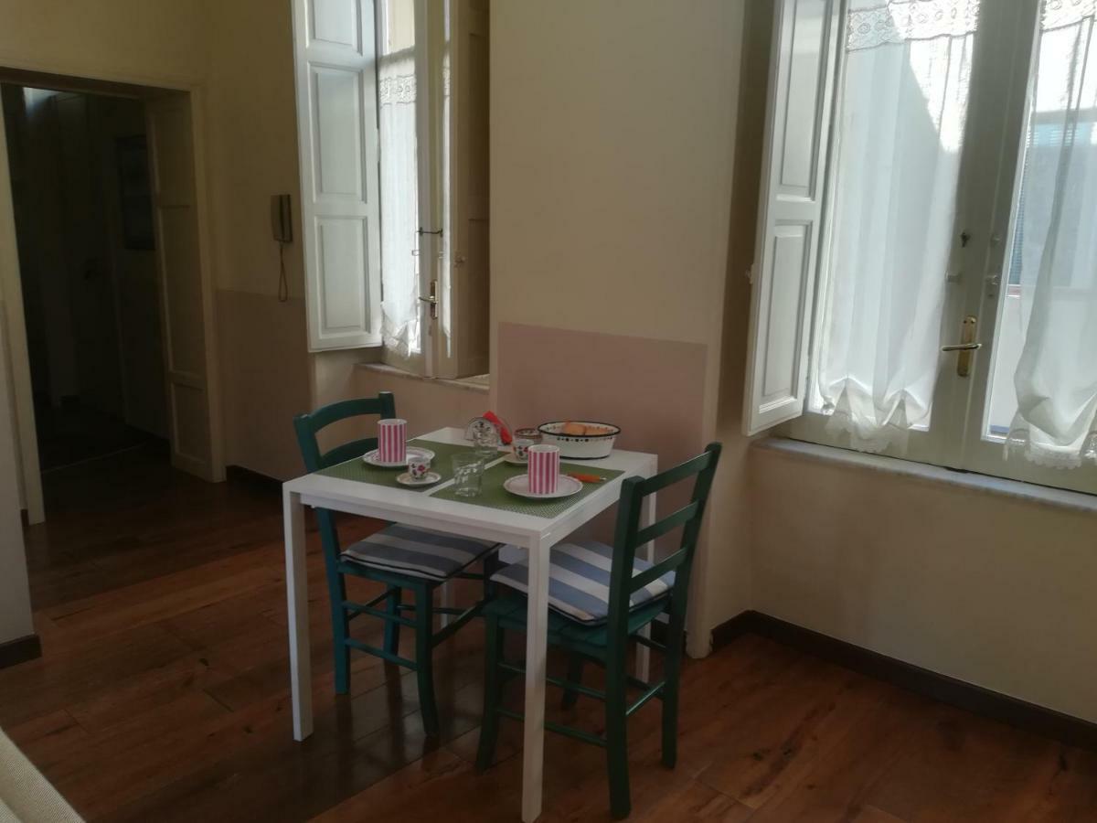 卢卡焦尔达诺住宿加早餐旅馆 那不勒斯 外观 照片